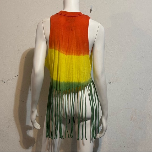 Spencer's crop top - Let’s Get High Size (L) - Picture 4 of 5